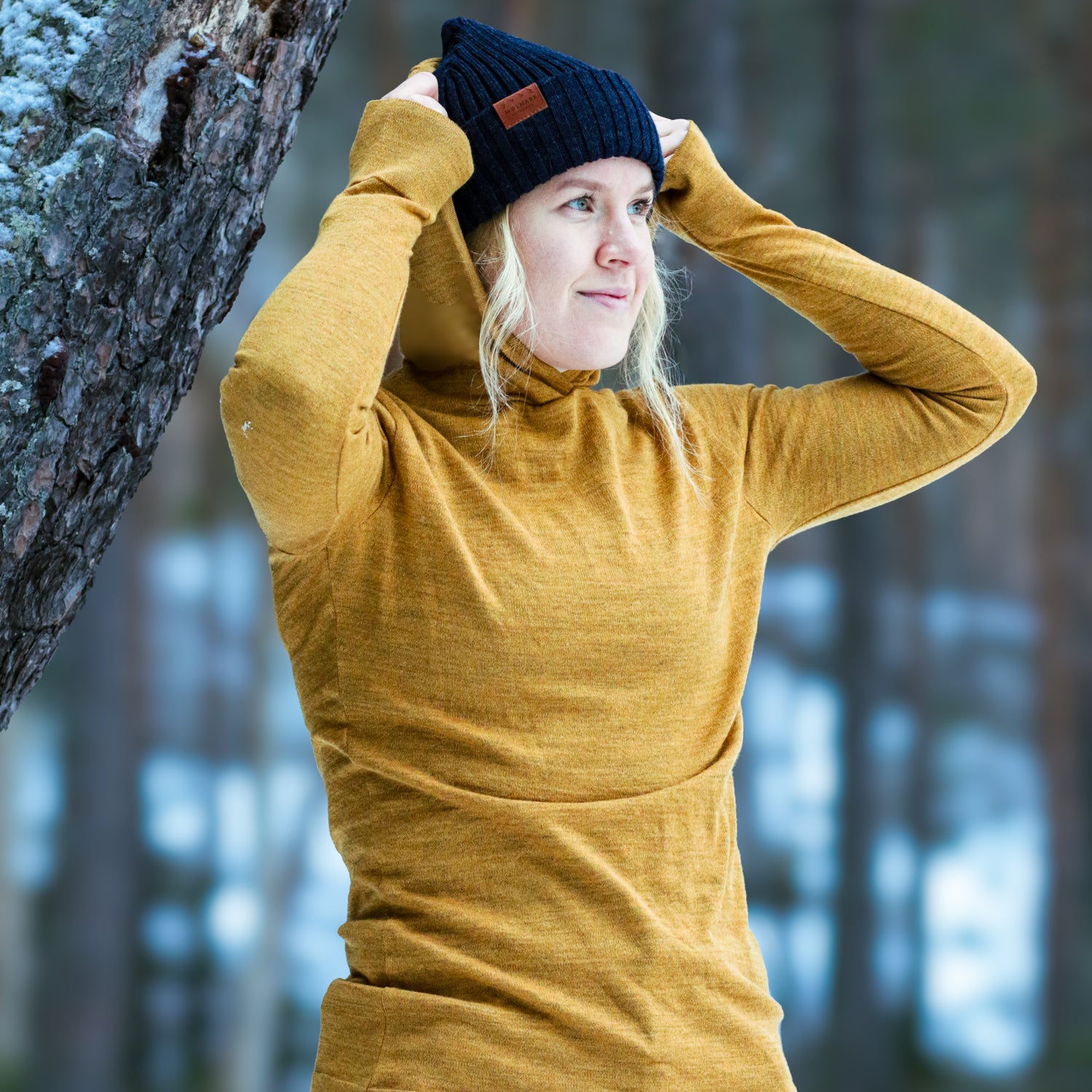 VAELTAJA 100 - Light alpaca hoodie