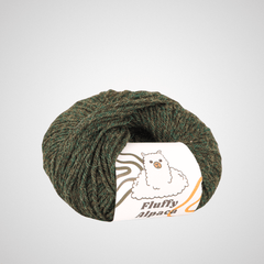 alpakanvilla_fluffy_alpaca_neulontalanka_metsanvihrea_tuotekuva